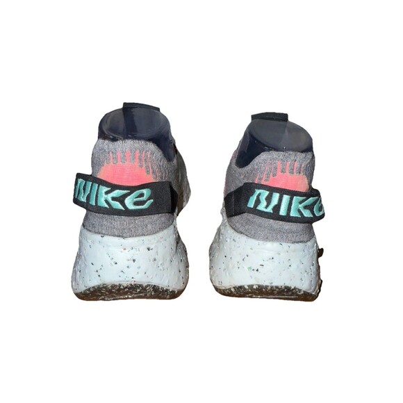 NIKE Space Hippie 04 sneakers in Smoke Gray/Pink Blast CD3476-003 Women's 6.5 - Picture 3 of 7